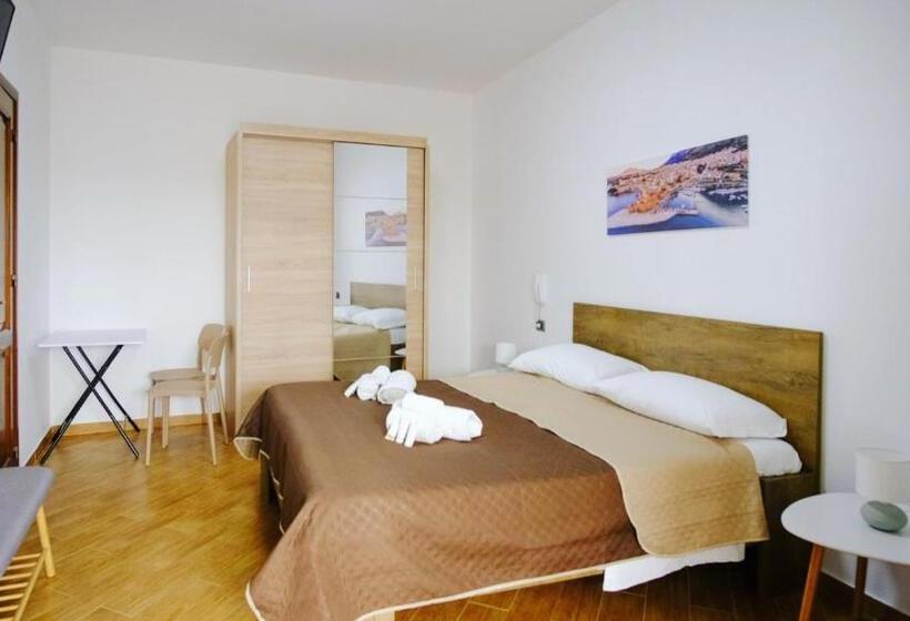 پانسیون Sofia Rooms