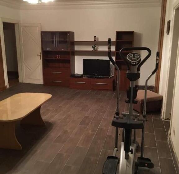 هاستل Long Way Inn