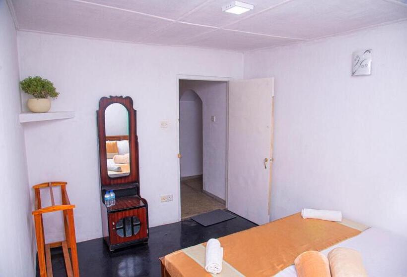 هاستل Rose Palace