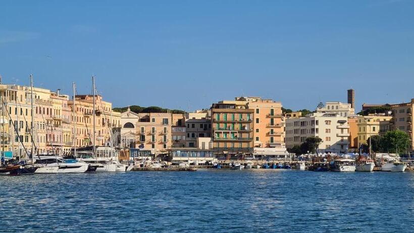 تختخواب و صبحانه La Maison Sul Porto