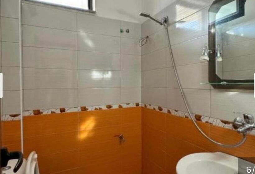 مبيت وإفطار Mar