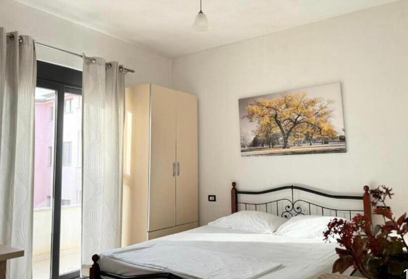 مبيت وإفطار Mar