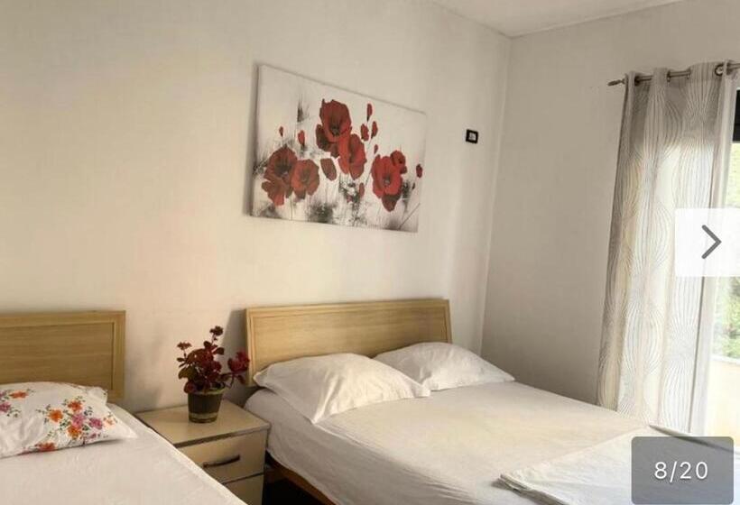 مبيت وإفطار Mar