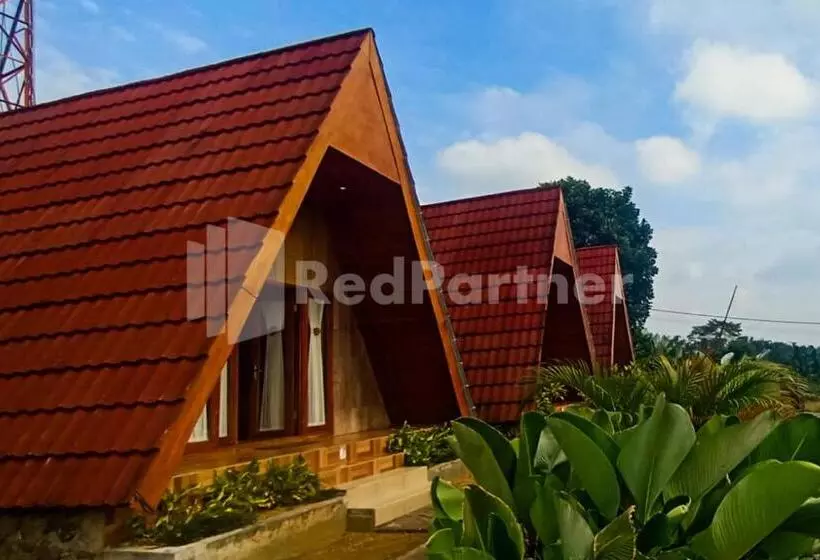 Hotelli Glamping Pengilon Edupark Mitra Reddoorz