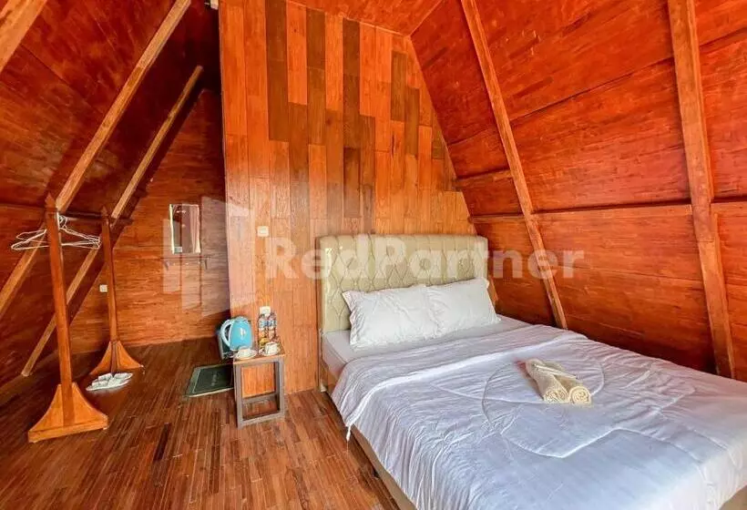 Hotelli Glamping Pengilon Edupark Mitra Reddoorz
