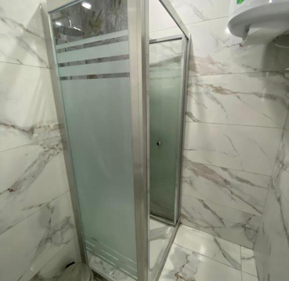 هتل Royal Homes 704