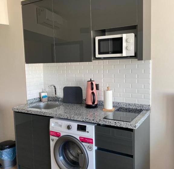 هتل Royal Homes 704