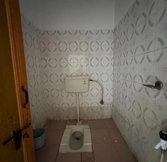 בית מלון כפרי Sri Vishweshwara Lodging