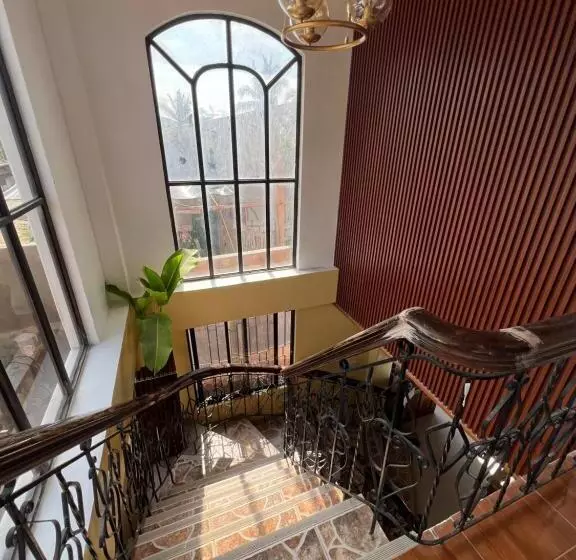 Majatalo Luxury Vacation House Oceanfront In Lila, Bohol