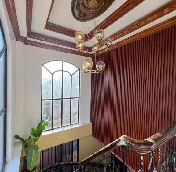 Majatalo Luxury Vacation House Oceanfront In Lila, Bohol