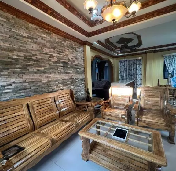 Majatalo Luxury Vacation House Oceanfront In Lila, Bohol