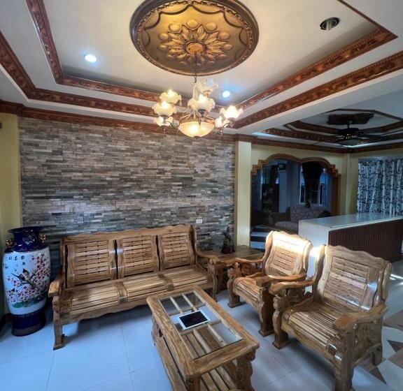 פנסיון Luxury Vacation House Oceanfront In Lila, Bohol