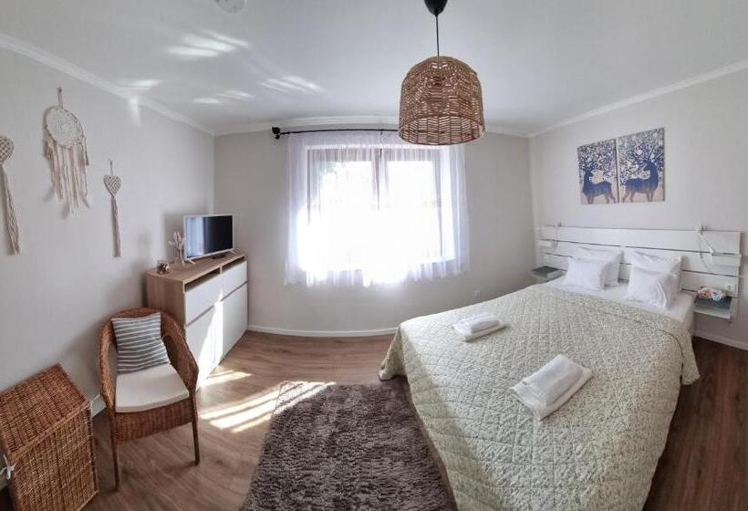 بنسيون Villa V53 Siófok