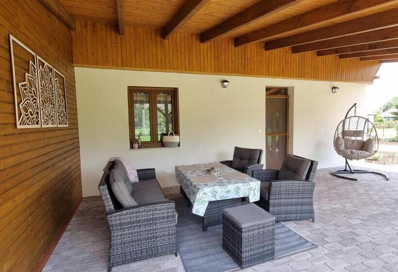 بنسيون Villa V53 Siófok