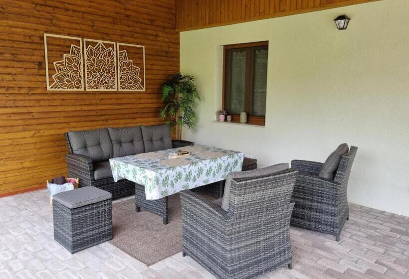 بنسيون Villa V53 Siófok