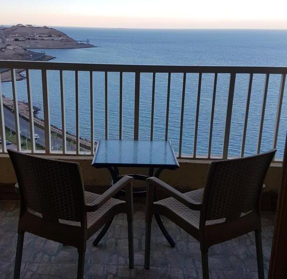 Private Chaleat At Porto Sukhna Sea View