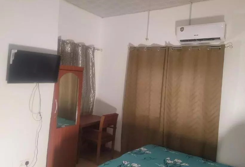 Assembly Hotel, Esiama