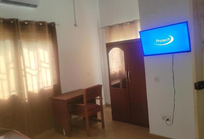 Assembly Hotel, Esiama