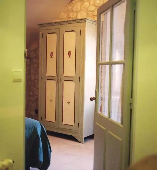 Aamiaismajoitus (B&B) Les Bertaulières