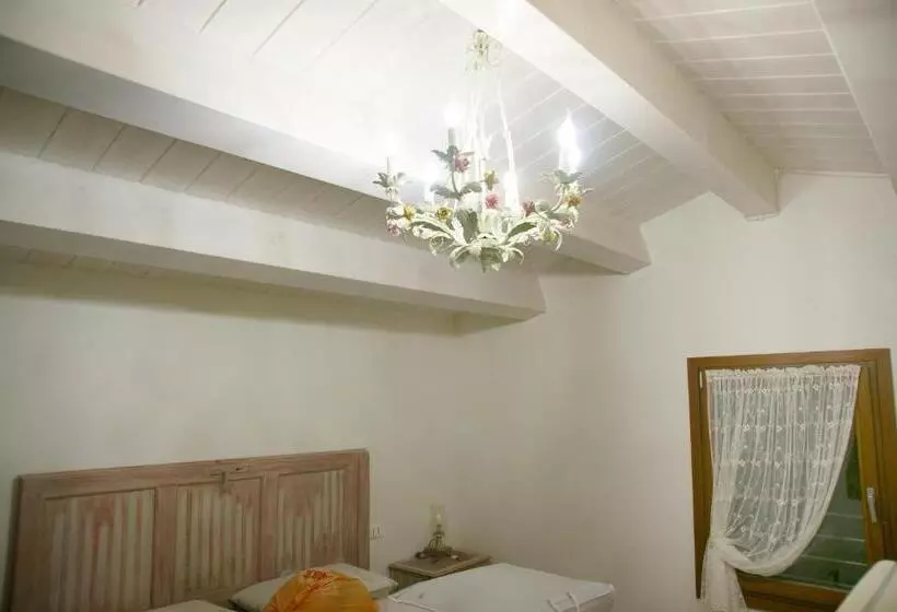 تختخواب و صبحانه Stelle Girasoli E Conchiglie