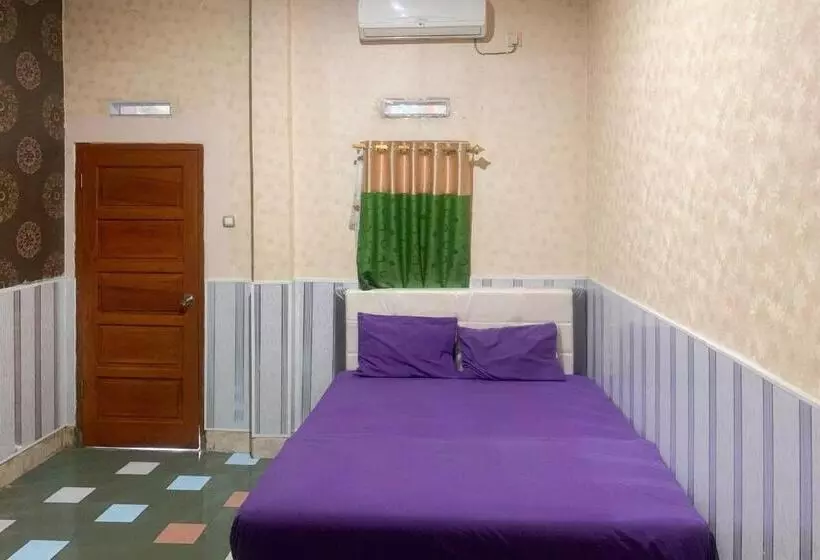 Hotelli Hana Losmen Redpartner