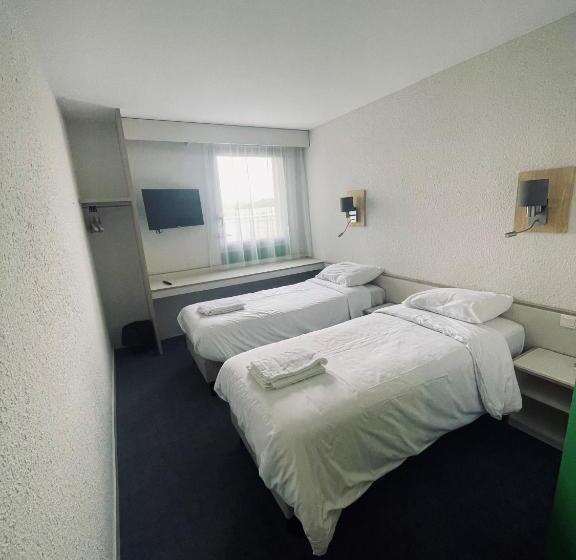 酒店 Hôtel La Petite Auberge