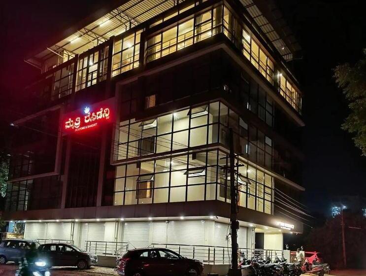 Hotel Mythri Residency