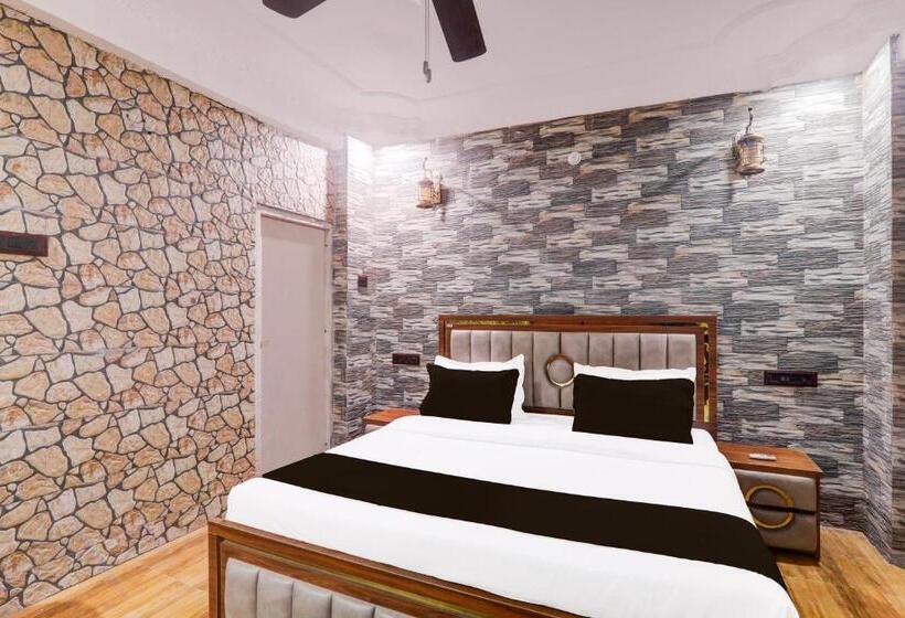 ホテル Oyo Sparrow Resort