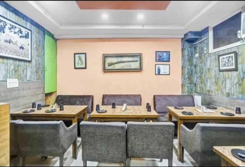 Hotelli Rudra Residency