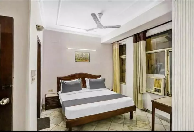 ホテル Rudra Residency