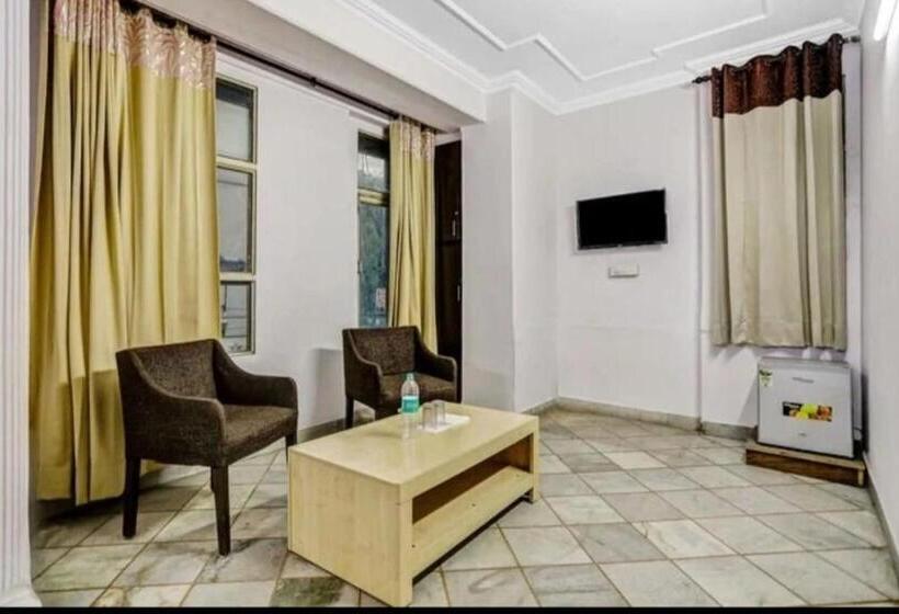 Hotelli Rudra Residency