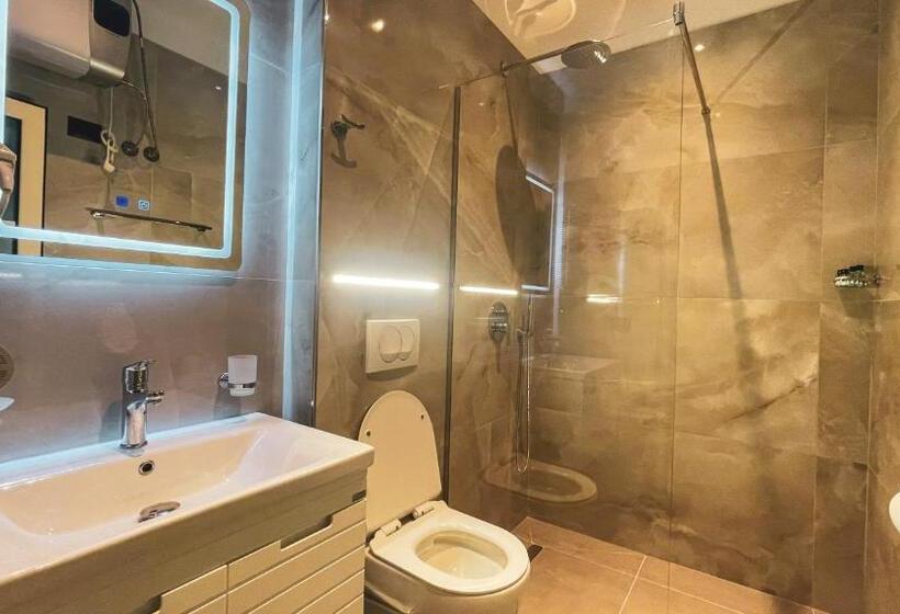 هتل Ruko Boutique