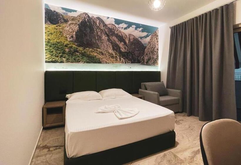 هتل Ruko Boutique