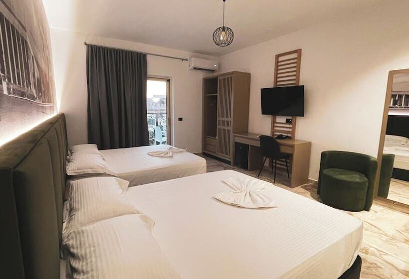 هتل Ruko Boutique