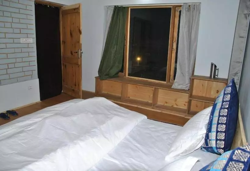Hotel Sky View Resort