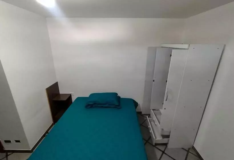 ホテル Suíte Disponível Em Hostel