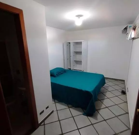 ホテル Suíte Disponível Em Hostel