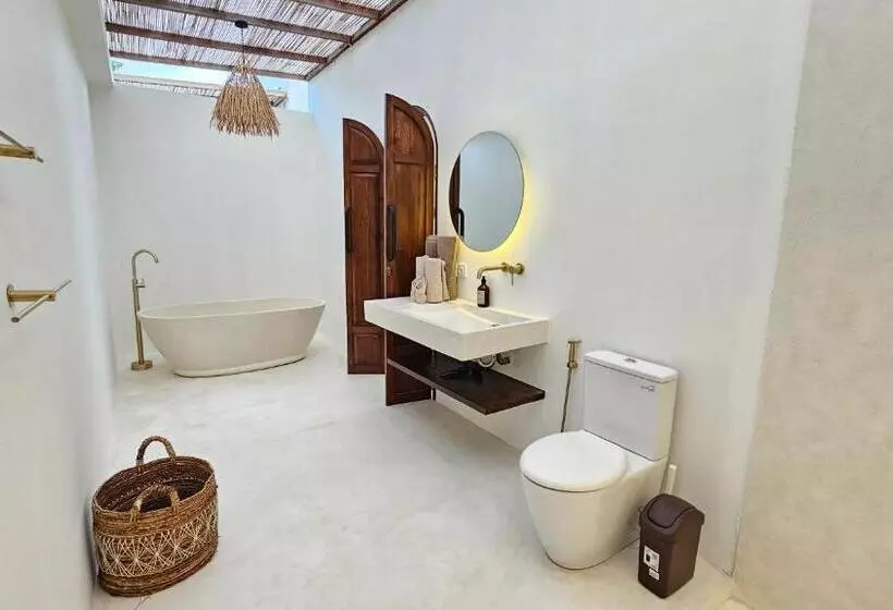 La Bianca Studio Apartment