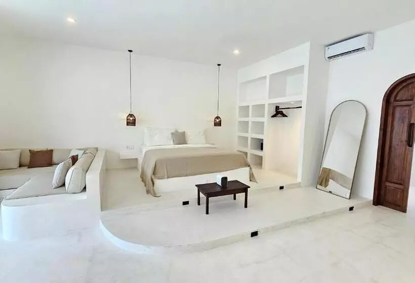 La Bianca Studio Apartment