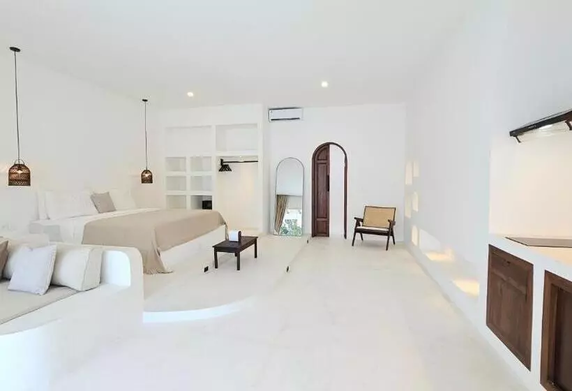 La Bianca Studio Apartment