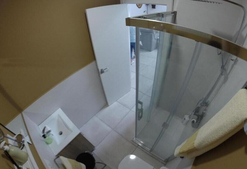 بنسيون Casa Huidobro Valle