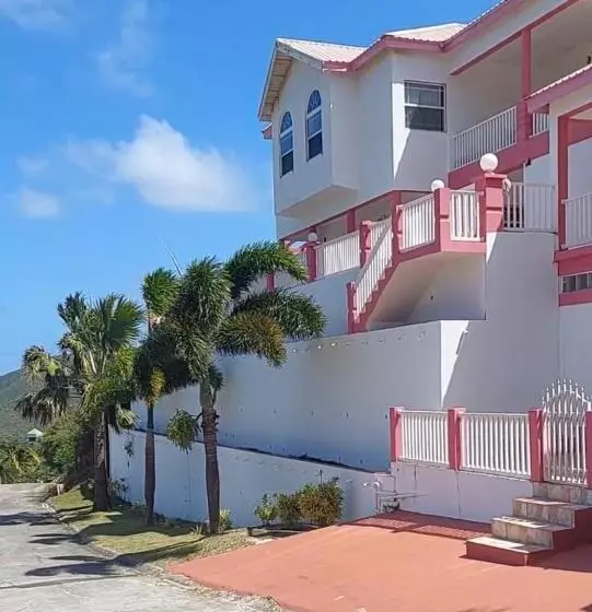 پانسیون Cliff Villa
