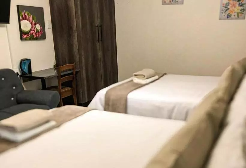 ペンション Monet Guesthouse