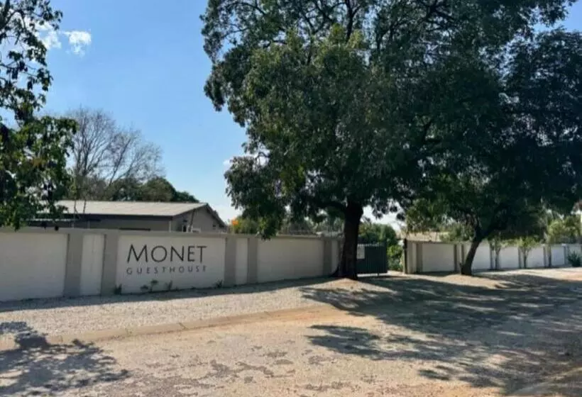 ペンション Monet Guesthouse