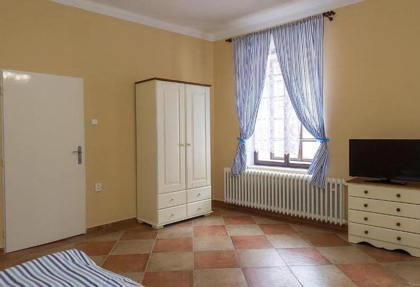 פנסיון Penzion U Františka