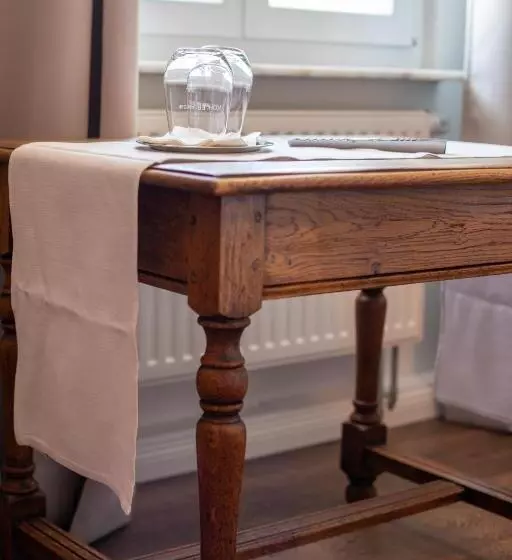 Majatalo Zwovier Meersburg