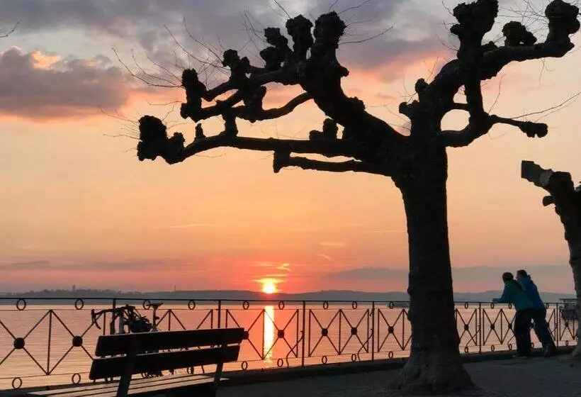 Majatalo Zwovier Meersburg