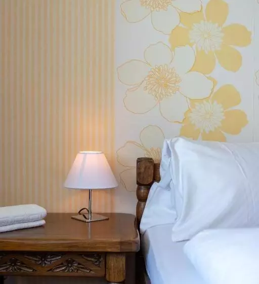 Majatalo Zwovier Meersburg