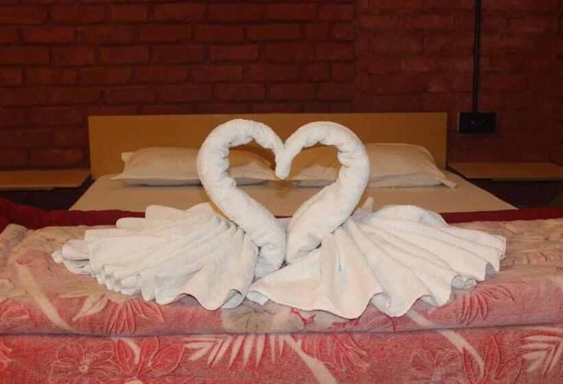 The Jungle Glory Resort