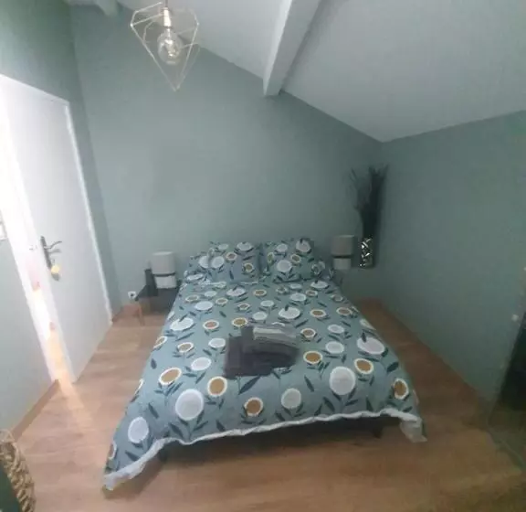 ベッドアンドブレックファースト Chambre Cosy Avec Sdb Privative